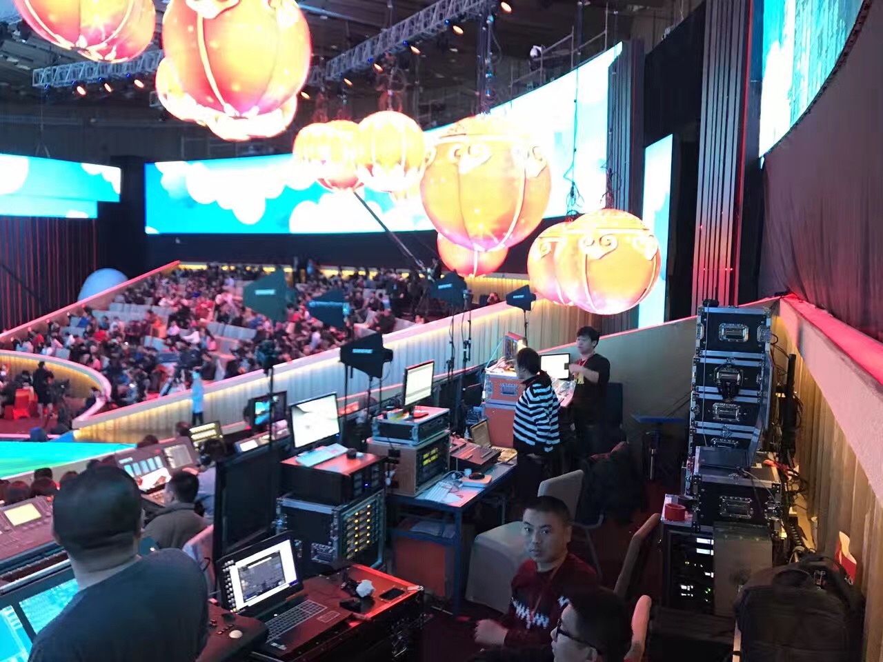 2016年12月29日-12月31日.2017新年音樂(lè)會(huì)、民族劇院 (3).jpg